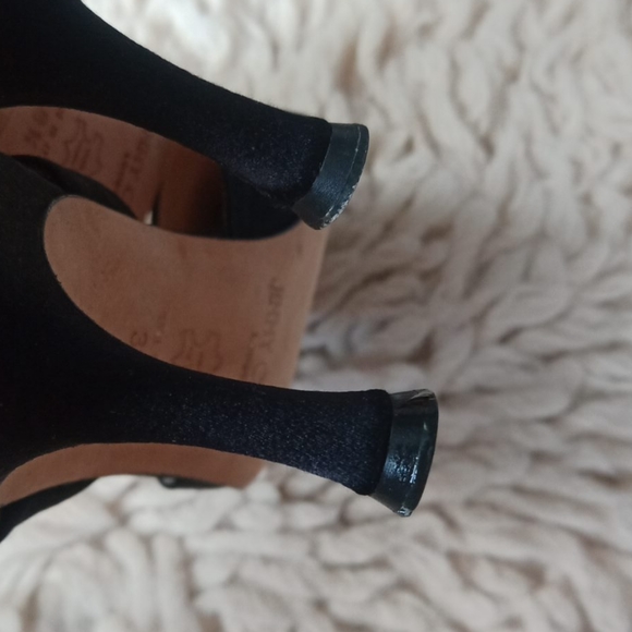 Jimmy Choo classic heels - Picture 6 of 16